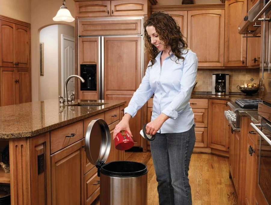 Hoover Scorpion Plus QuickFlip Corded Handheld Vacuum Cleaner with Powerful Suction, Lightweight Design & Crevice Tool
